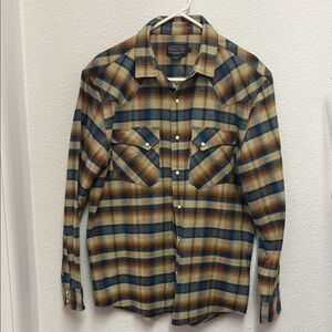 ✨ Pendleton Plaid Snap-Front Shirt | Men’s Medium | Excellent Condition ✨